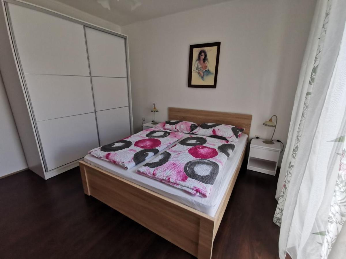 Apartment Martina Banjol Eksteriør bilde