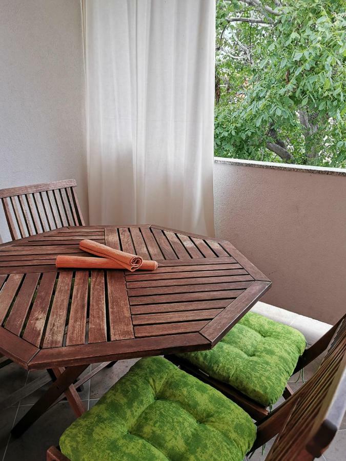 Apartment Martina Banjol Eksteriør bilde