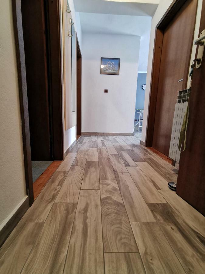 Apartment Martina Banjol Eksteriør bilde